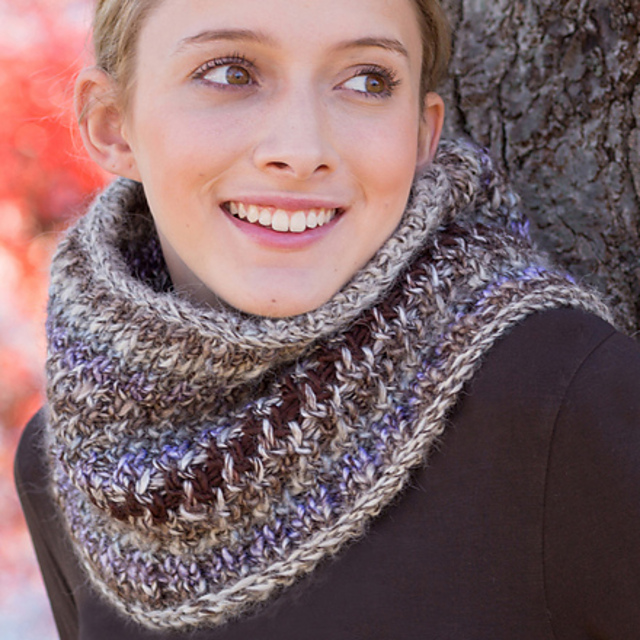 Soft Chestnut Cowl