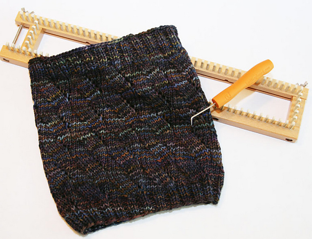 Undulating Crescents Cowl