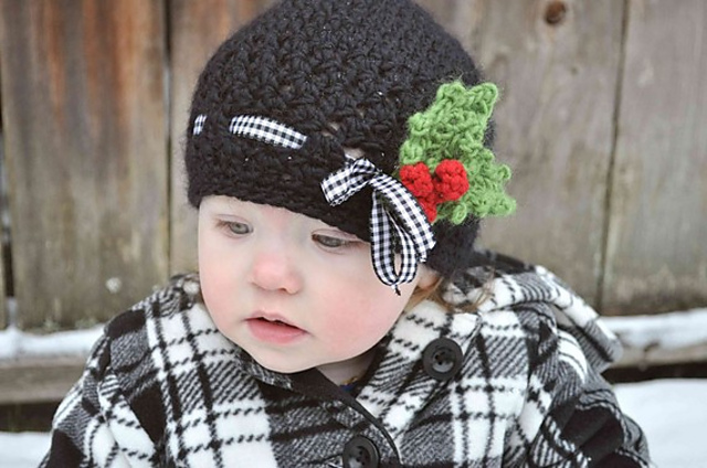 Holly Berries (Ribbon) Cap