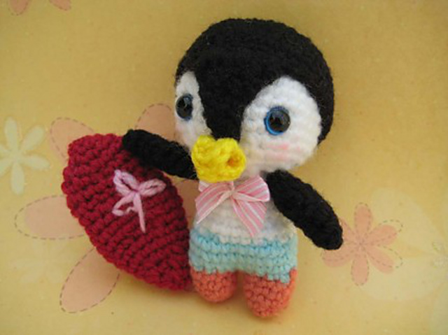Baby Penguin Amigurumi