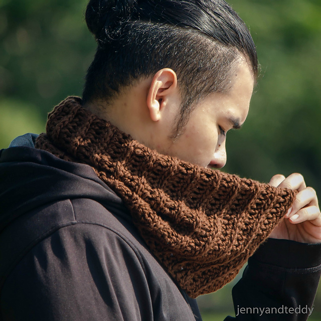 Latte neck warmer cowl