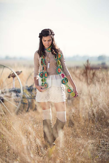 Yo-Yo Scarf
