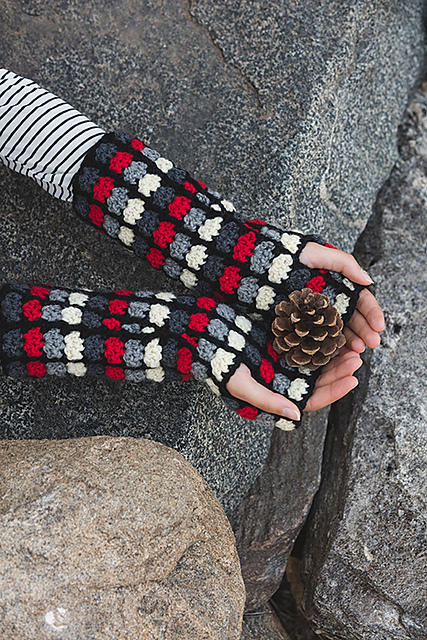 Tulip Gauntlets