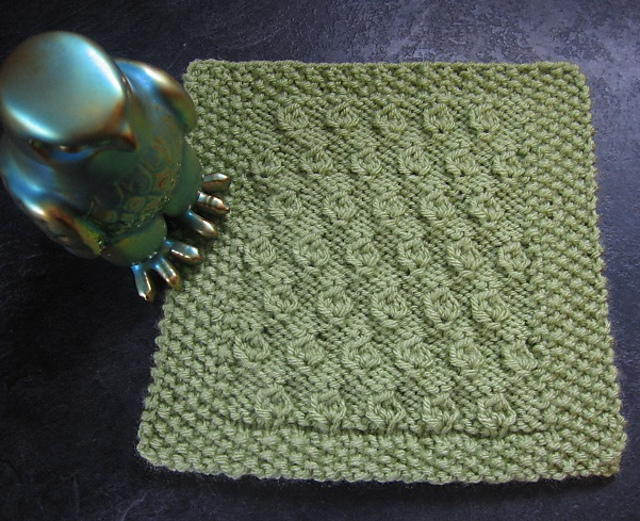 Hazelnut Stitch Dishcloth Afghan Block 9"
