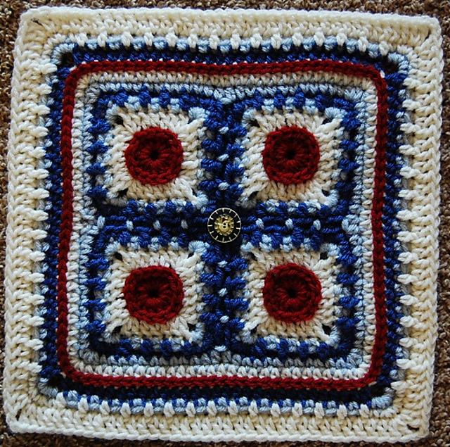 Button, Button 9"/12" Afghan Block