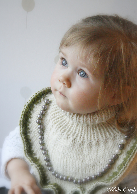 Tara cowl with ruffles