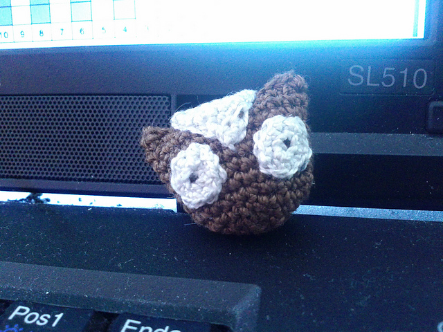 Tiny Owl Button