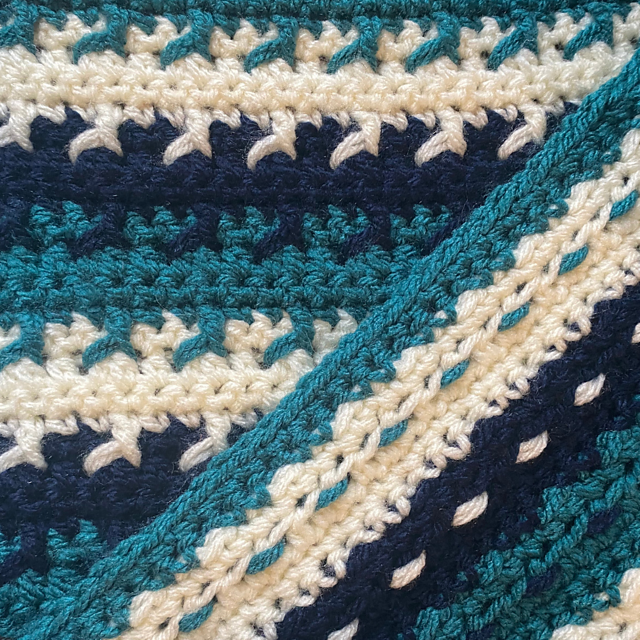 Ravelry: Tranquil Tide Blanket pattern by Loralie Hayes