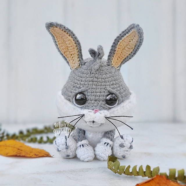 Bugs Bunny Amigurumi