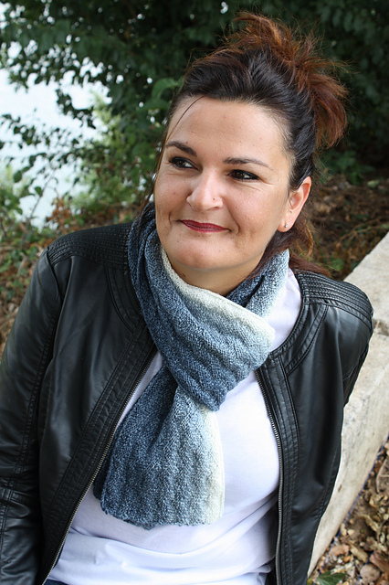 Reversible Gradient Scarf