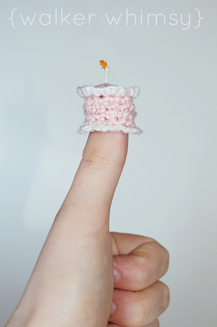 Itty Bitty Birthday Cake