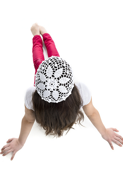 Daisy Beanie & Pin