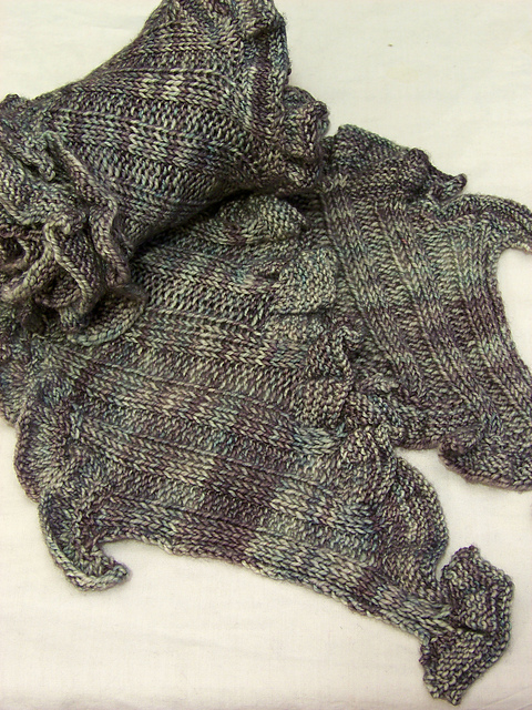 WHIRLY GIG SCARF