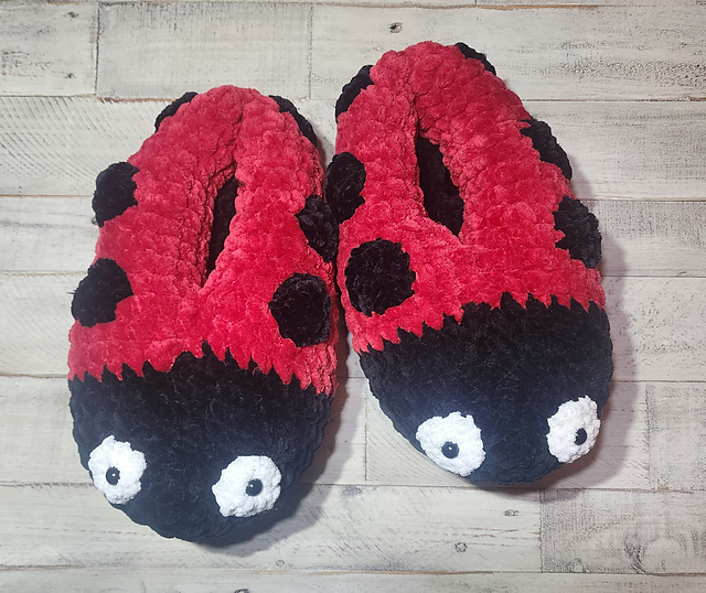 Ladybug Slippers Ladies
