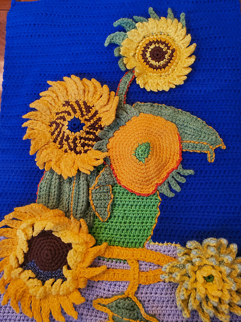 Ravelry: Van Gogh Sunflowers pattern by Lisa Ferrel