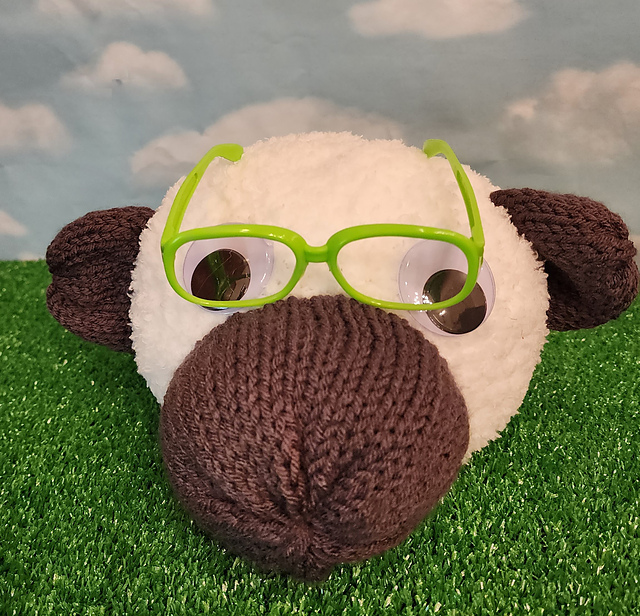 Lamb Eyeglass Stand