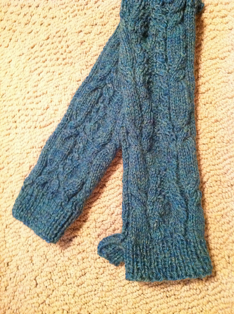 #15 Cables and Leaves Fingerless Mitts