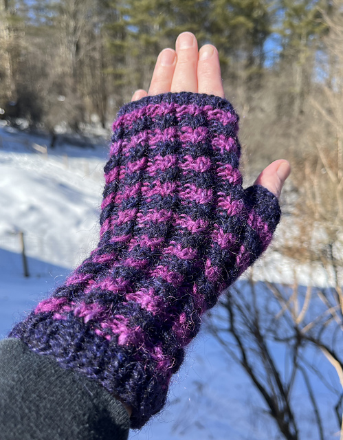 Retreat Mitts