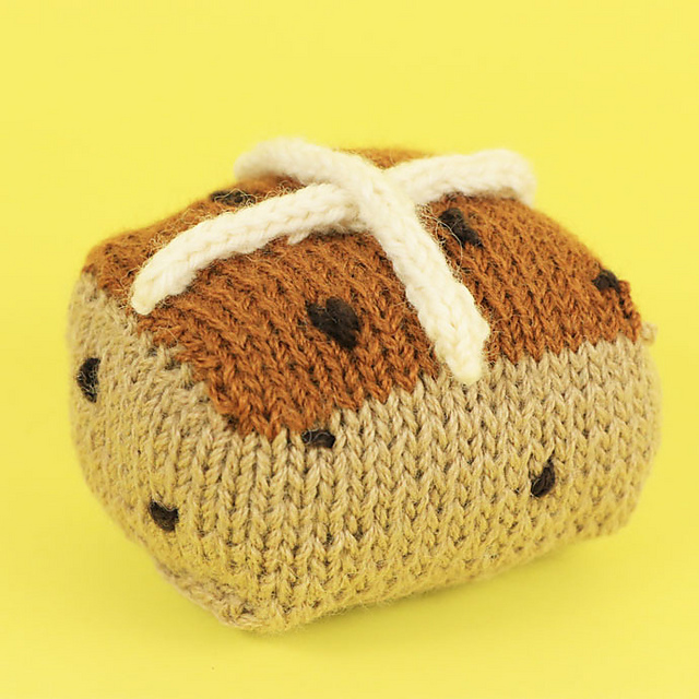 Knitted Hot Cross Bun