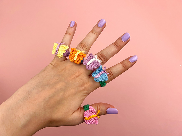 Butterfly ring