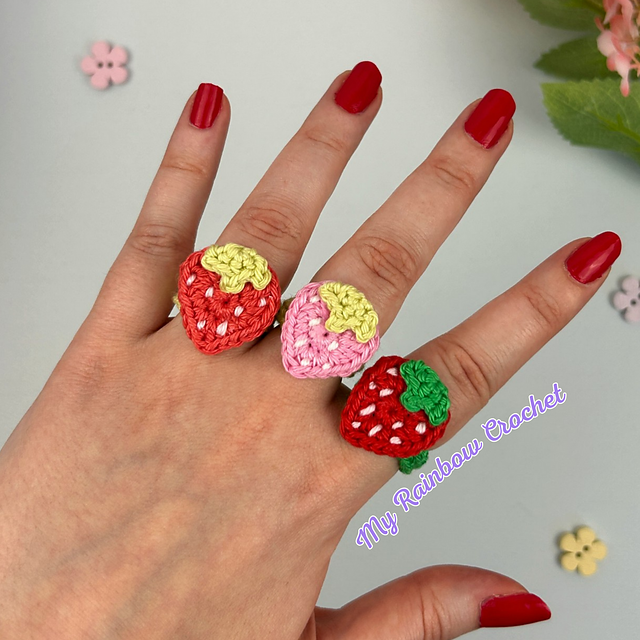 Strawberry ring