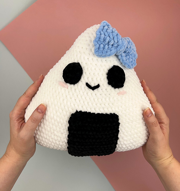 Onigiri plushie