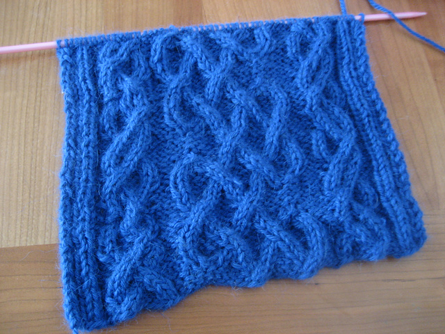 Hera Cable Scarf