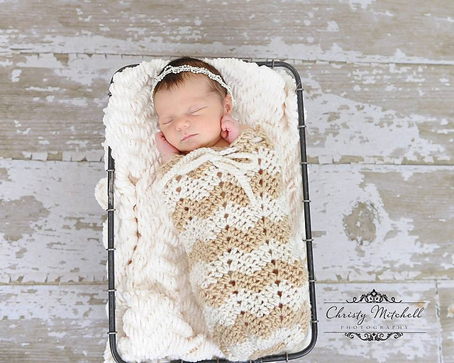 Chevron Swaddle Pod