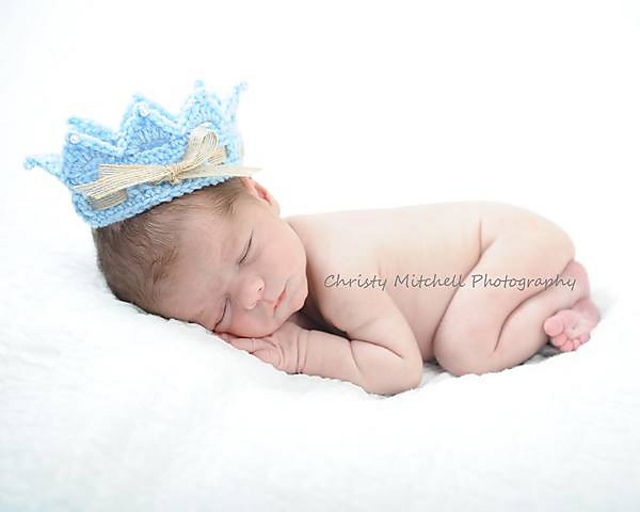 Ribbon & Pearls Crown