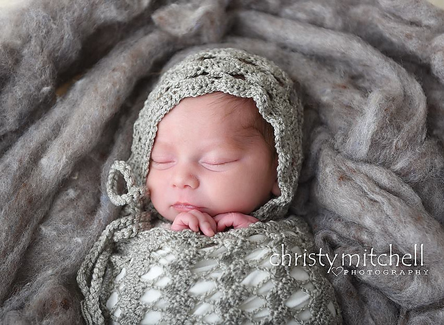 Trellis Bonnet & Cocoon