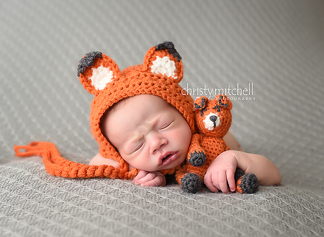 Fox Bonnet & Stuffy