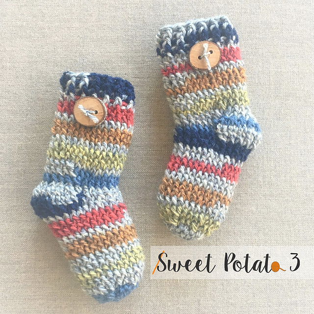 Newborn Socks (Crochet but look like Knit)