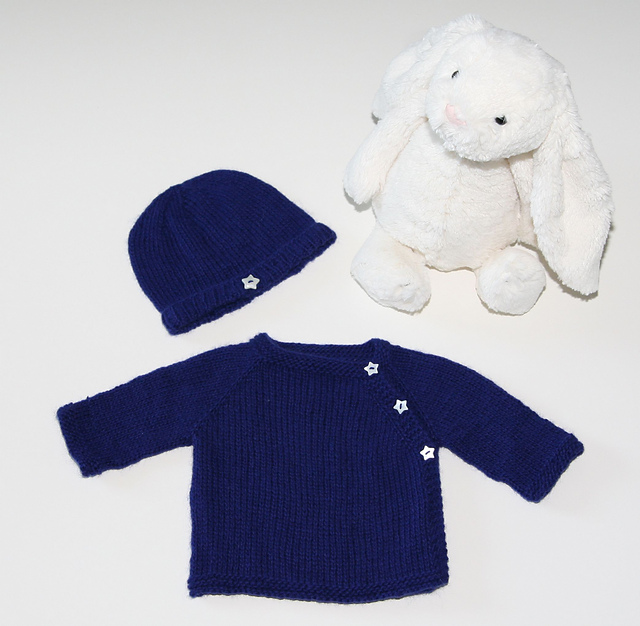 Petite Étoile (Cashmere Cardigan and Baby Beanie)