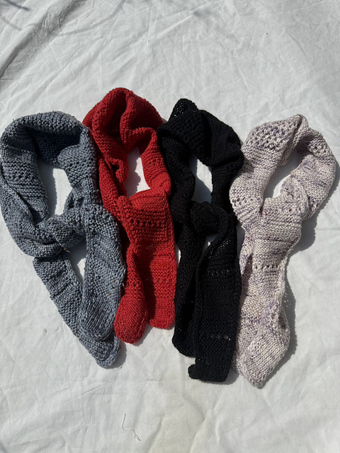 Ravelry: collier scarf pattern by nagomiknitting / nagomi
