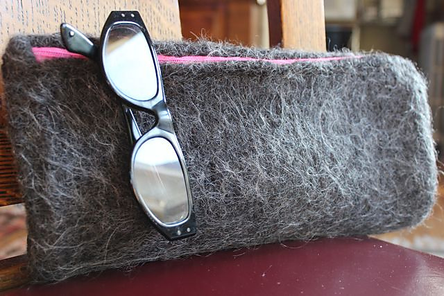 Zip-It Felted Clutch