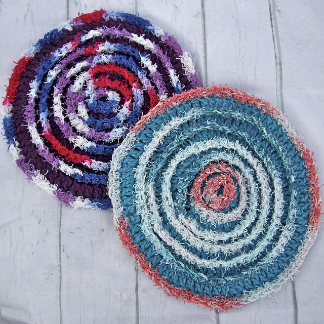 Within the Circles Scrubby Dishcloth