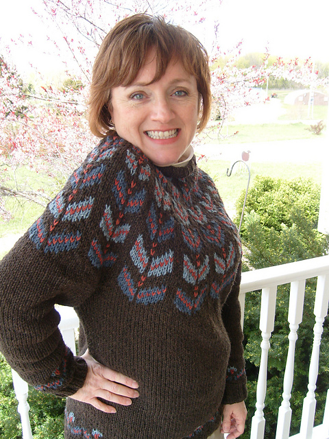 Yoke Pullover