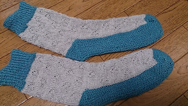 p.32 Ring dot socks