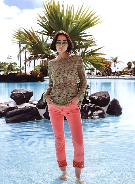 # 07 Pulli mit Hebemaschen- und Lochmuster