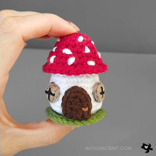 Mushroom Dollhouse