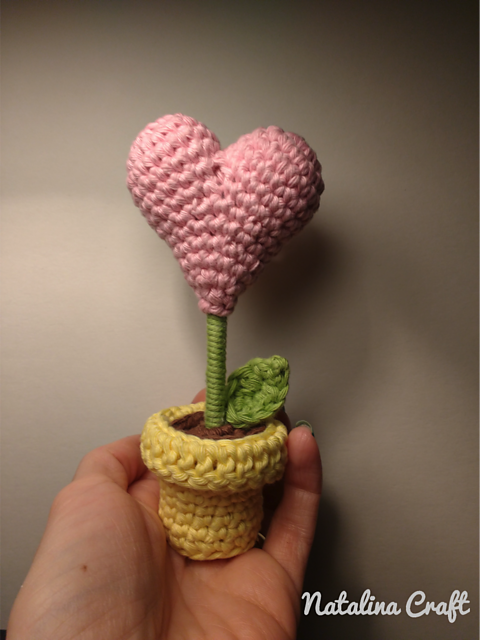 Heart shaped Flower