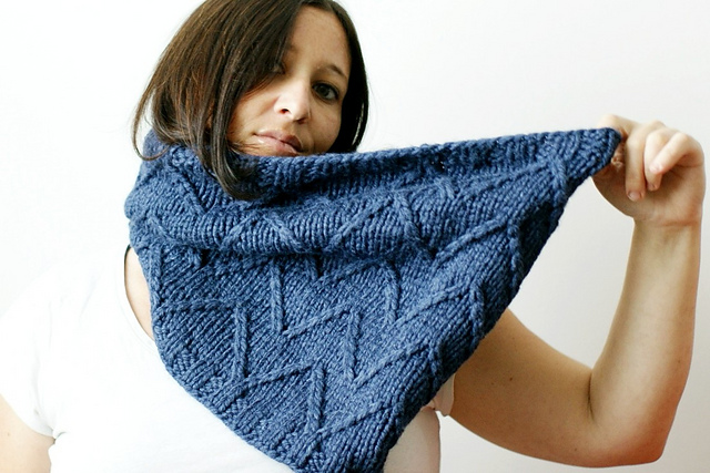 Zig Zag Cowl & Hat