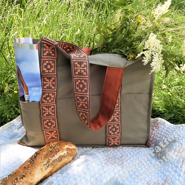 "Picnic" bag straps