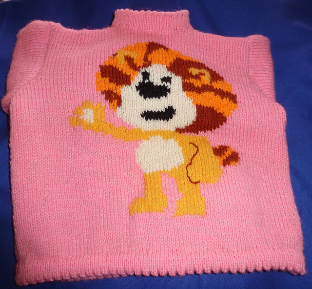 Ravelry: raa raa the noisy lion toddler jumper pattern by natalie jones