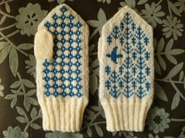 Ravelry: Forest Songbird Mittens 森の小鳥のミトン pattern by