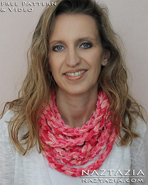 Easy Beginner Infinity Scarf Cowl Chain Method with YouTube Video
