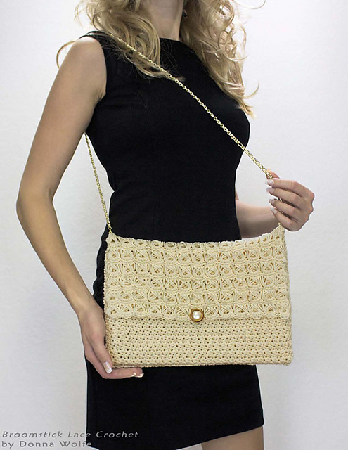 Broomstick Lace Evening Bag