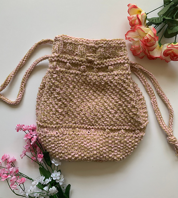Generous Knit Tote Bag