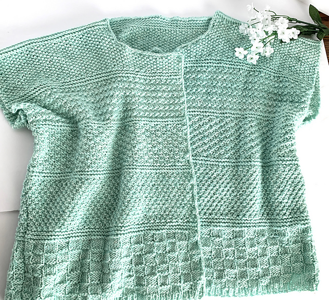 Textured Sleeveless Cardigan