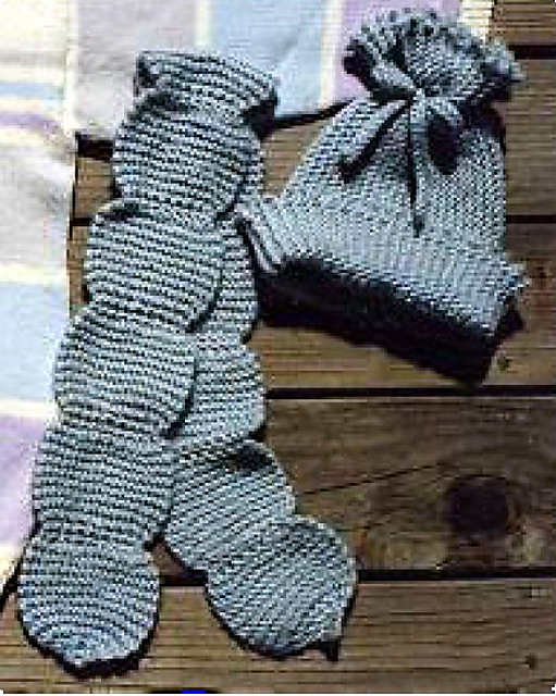 Scalloped Accent Scarf